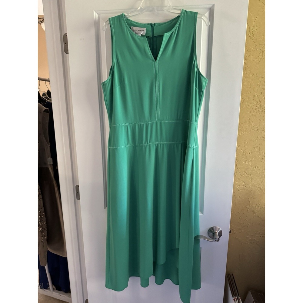 Donna Morgan Dress Women's‎ Size 16 Green Sleeveless Split V-neck High Low